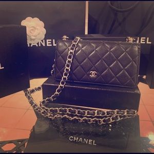 Authentic Chanel Matelasse Wallet on Chain